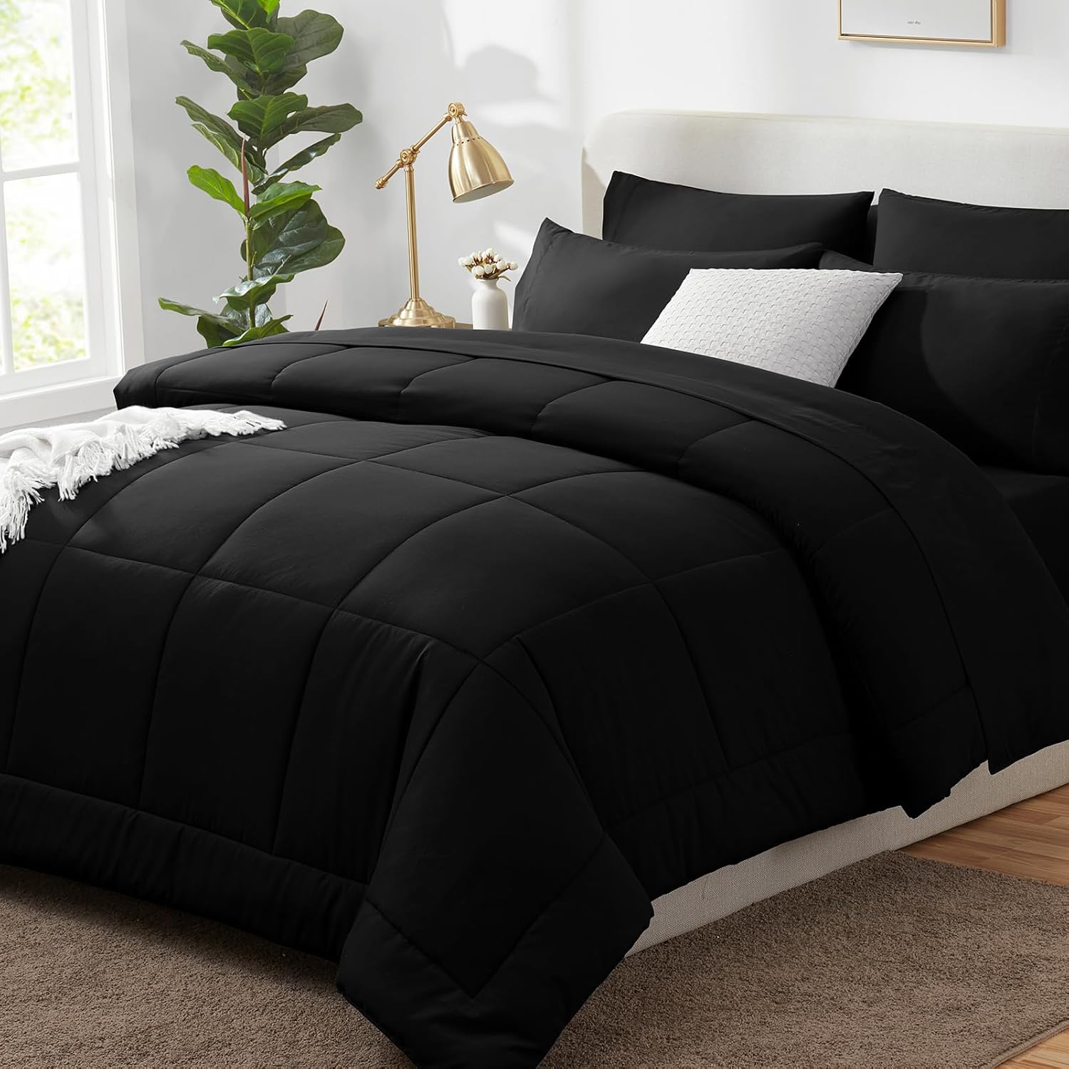 Queen All-Season Luxury Comforter Set™